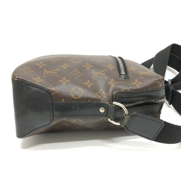LOUIS VUITTON Black Monogram Canvas Shoulder Bag - Picture 4 of 16